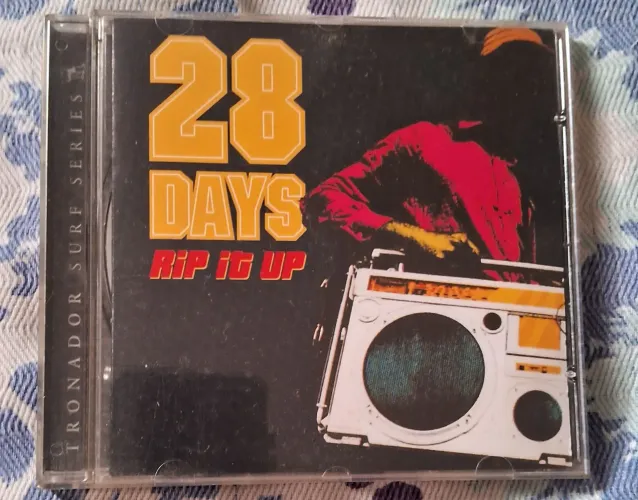 Cd banda 28 Days hardcore Surf skate