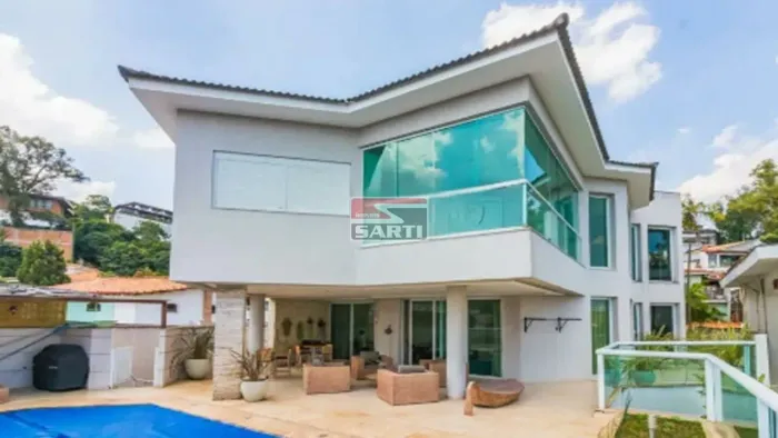 CONDOMÍNIO FECHADO RESIDÊNCIA MOBILIADA LINDA E MODERNA , COMPLETA EM DETALHES
