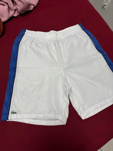 Bermuda Lacoste 
