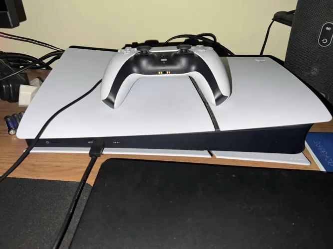 Vendo ps5 com garantia até 25/10