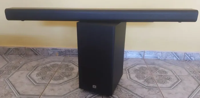 Vendo sound bar JBL