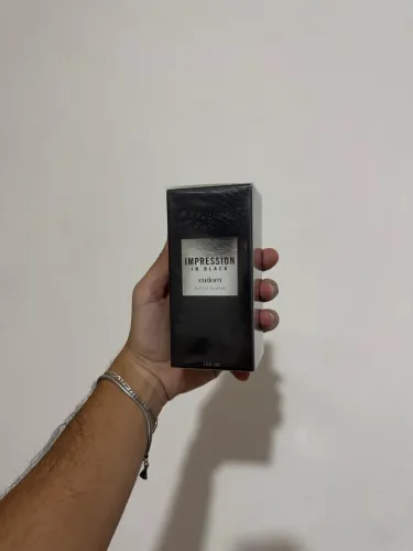 Impression in black eudora