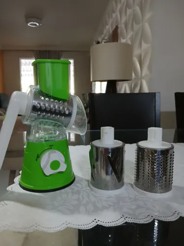 Ralador e fatiador manual