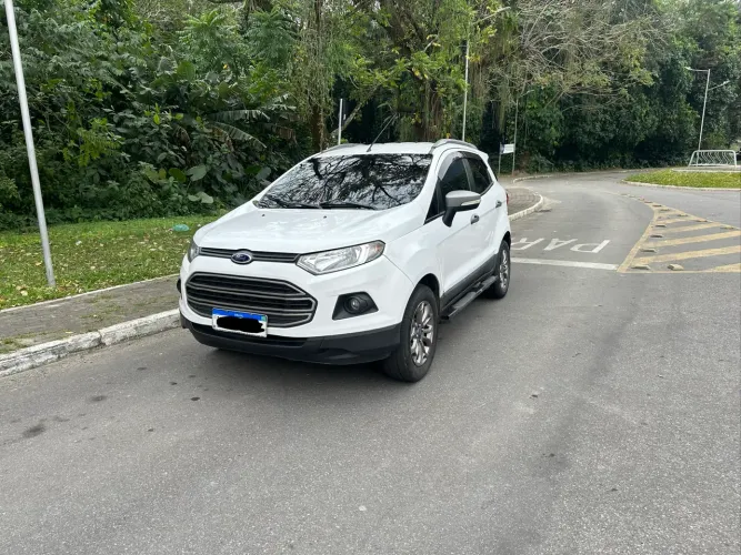 Ford Ecosport Freestyle 1.6 16V Flex 5P 2014