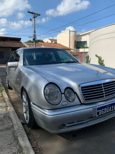 Mercedes-Benz E-420 Classic/elegance/avantgarde 1996