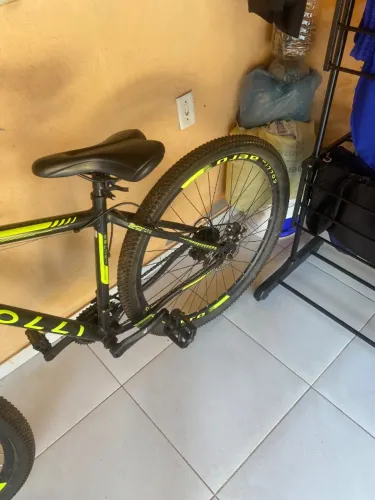 Colli bike, Bicicleta Athena Aro 29, Disco dianteiro e traseiro, suspensão dianteira