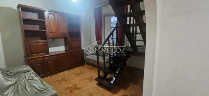 Apartamento : / Residencial / Santa Teresa