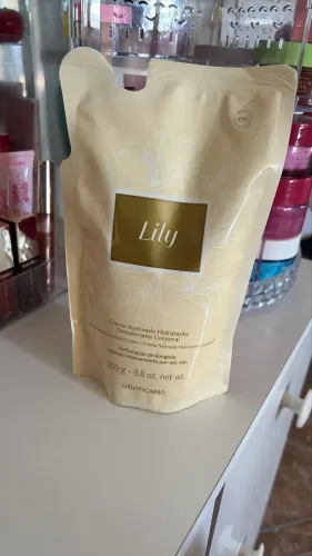 Refil creme acetinado lily 