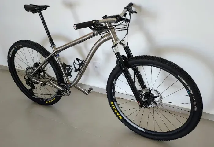 Quadro de Titânio Binary Maniak HP 29" - Tamanho L (19") - Trail / All Mountain