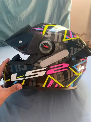 Capacete LS2
