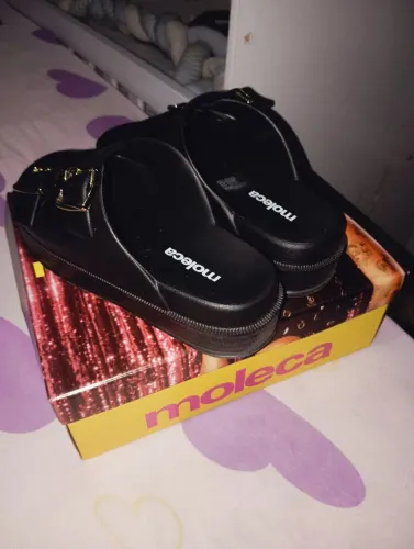 Vendo ou troco sandália