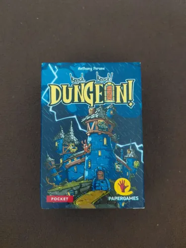 Jogo de carta Knock, Knock! Dungeon! Jogo cooperativo