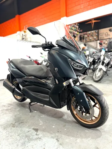 XMax