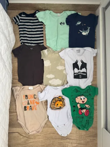 Lote / lotinho de roupas infantil menino veste até 9 meses