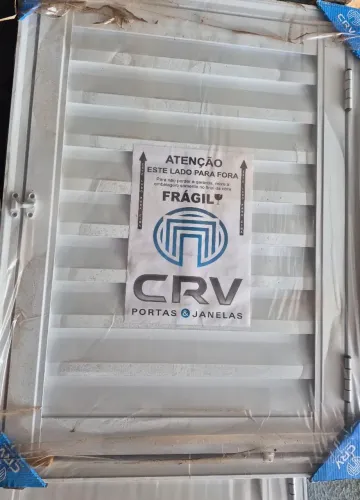 Porteira de sótão 60×80
