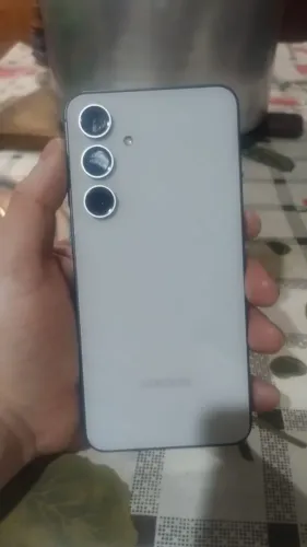 Vende-se sansung s24 fe 128bg 8 de ram