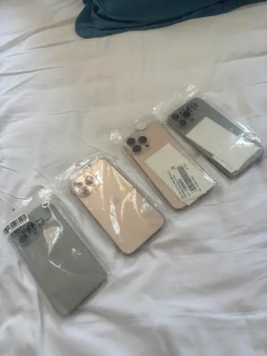 I PHONE PRO MAX 16 / 256 GB R$ 4.800 estado de novo!!!