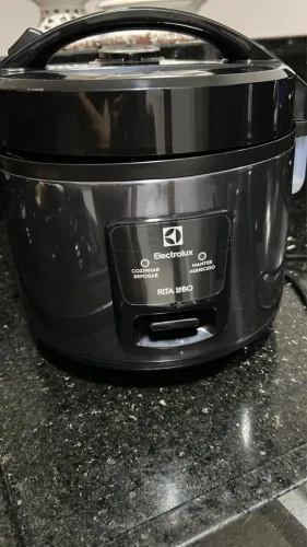 Vendo panela elétrica Electrolux