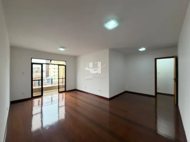 Apartamento para locação 03 quartos.