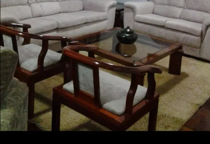 Conjunto de Sala - Mesa de Centro + Mesa de Canto + Cadeiras
