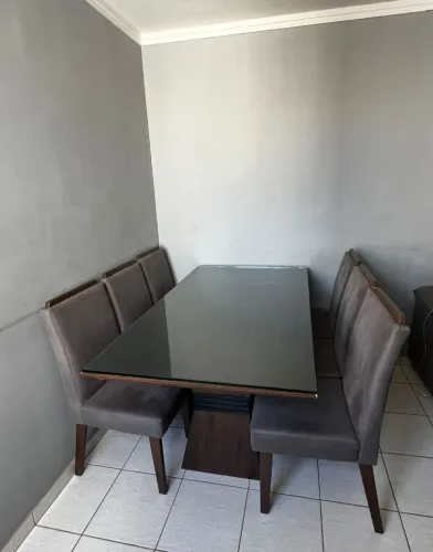 Mesa 6 cadeiras com tampo de vidro