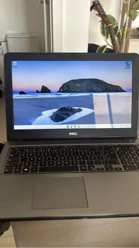 VENDO DELL INSPIRON - Core i7 / 16GB / SSD / Radeon 4GB
