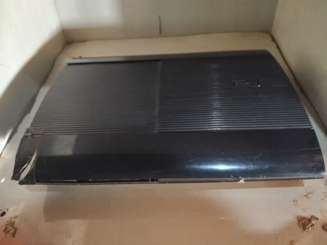 Vendo Ps3 desbloqueado, (LEIA A DESCRIÇÃO)