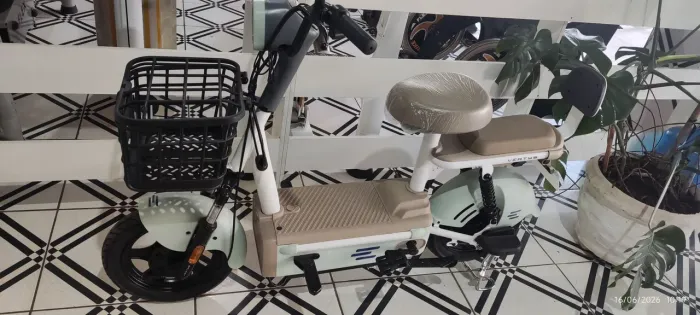 Bicicleta elétrica "Scooter"