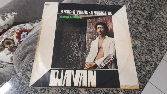 LP Djavan - A voz , o violão, a música - 1976