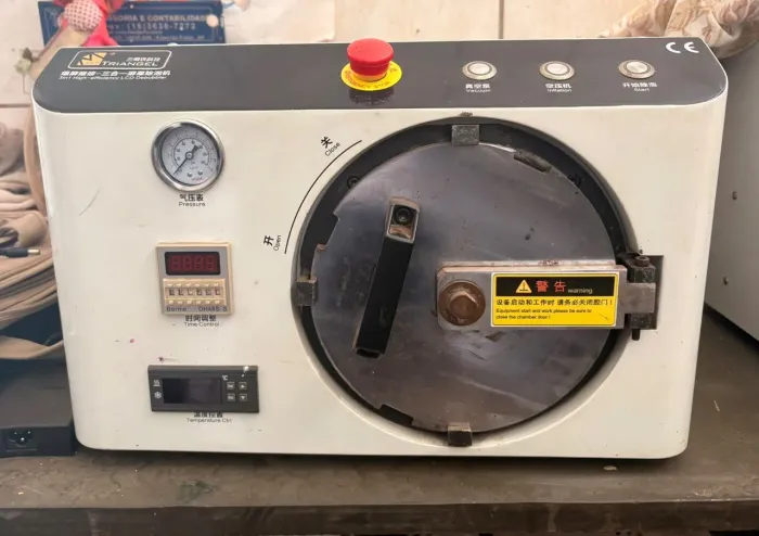 ? VENDO MÁQUINA M-TRIANGEL REMOVEDORA DE BOLHAS LCD ?