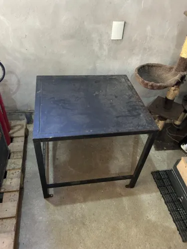 MESA PARA PRODEÇÃO DE CAIXA DE SOM GRAVE