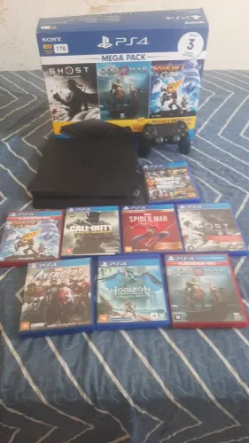 PLAYSTATION 4 ( * )
