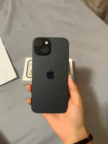 Iphone 15 256gb Preto Fosco semi-novo