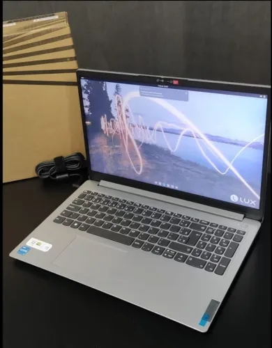 Notebook Lenovo 4ram Processador Celeron SSD 128gb Lacrados