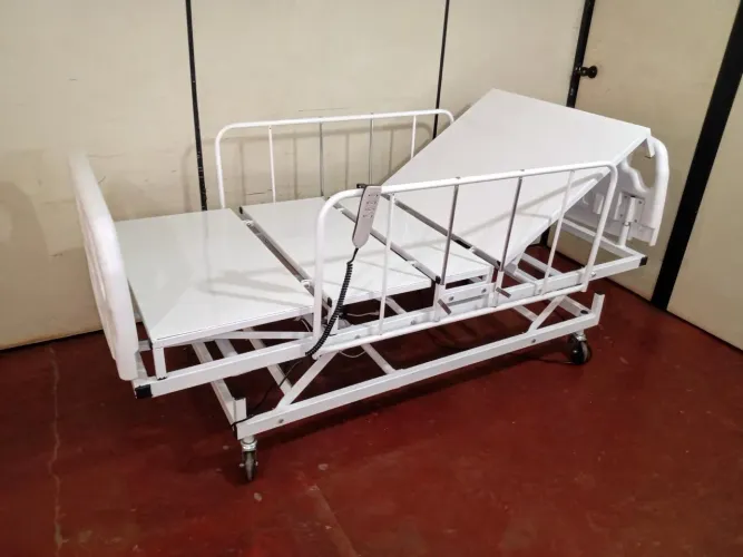Cama com colchão elétrica nova