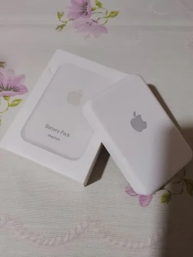 iPhone Battery Pack MagSafe 