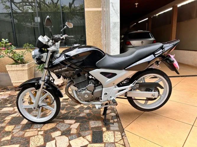 Cbx Twister 250cc