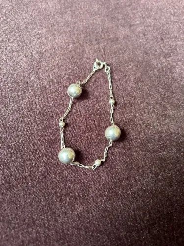 Pulseira em Prata com esferas grandes e pequenas