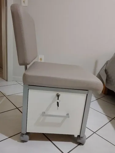 Ciranda de manicure nova marca kixiki ( nunca usada ) 