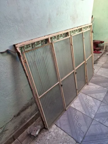 Vendo uma janela usada