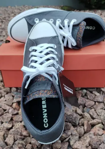 Tênis converse