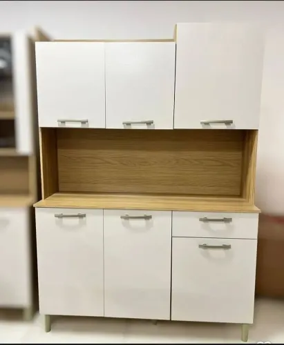 Cozinha clara nova Gênova