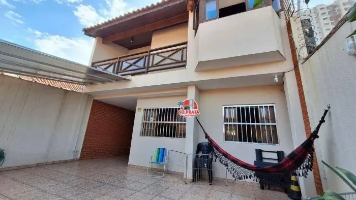 Sobrado com 3 dormitórios à venda, 165 m² por R$ 500.000,00 - Vila São Paulo - Mongaguá/SP