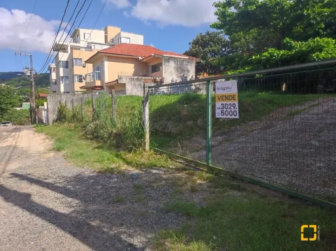Lote/Terreno para venda tem 1391 metros quadrados em Pantanal - Florianópolis - SC