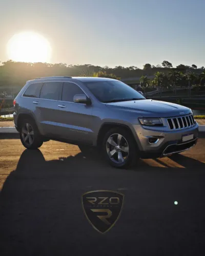 Jeep Grand Cherokee Limited 3.0 TB Dies. AUT 2014