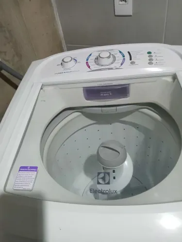 Vendo máquina de lavar Electrolux 13 k