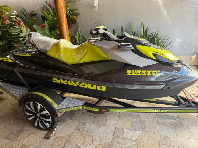 Jet Ski SeaDoo GTR 230 2020