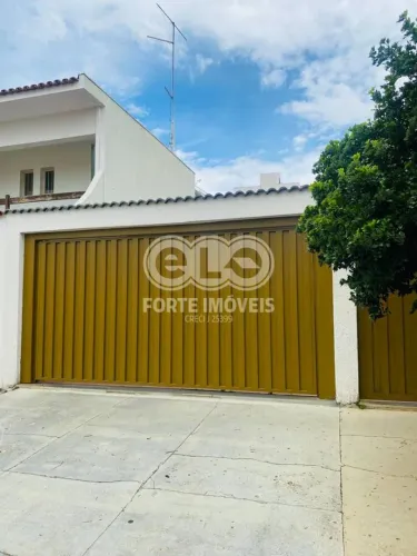 Casa com Edicula á Venda localizada no bairro Cidade Nova em Indaiatuba SP