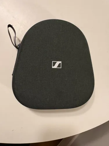 Headphone sennheiser momentum 4