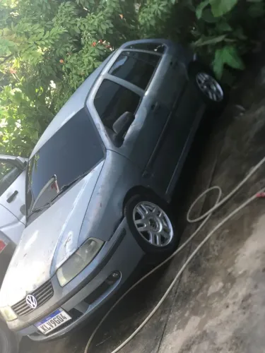 Vendo pneus novos e jante de Gol